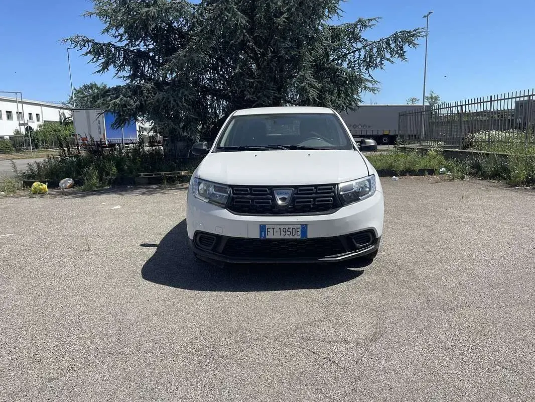 Usata Dacia Sandero Acces 73 CV (53 kW) 2018 Berlina