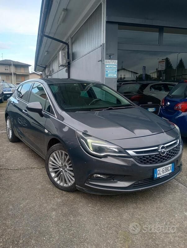 Grigio Usata 2016 Opel Astra Business Tre volumi | 7700 € (Molto cara) - Immagine 1/4