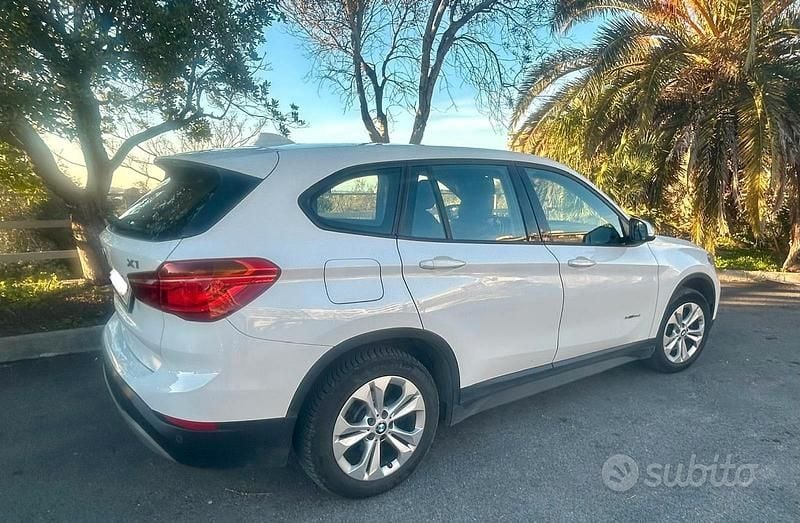 Usata BMW X1 150 CV (110 kW) 2015 Bianco SUV