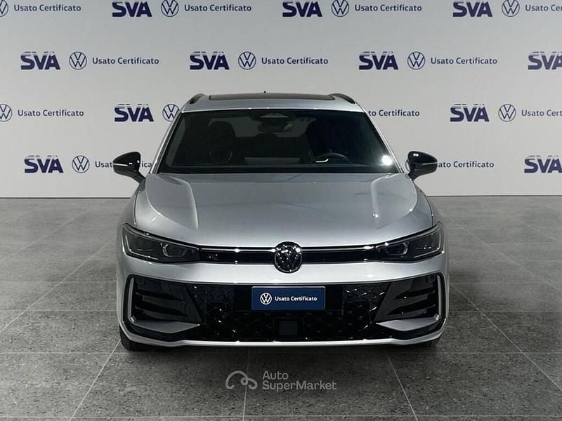 Nuova VW Passat R-line 150 CV (110 kW) 2025 Gray Station wagon