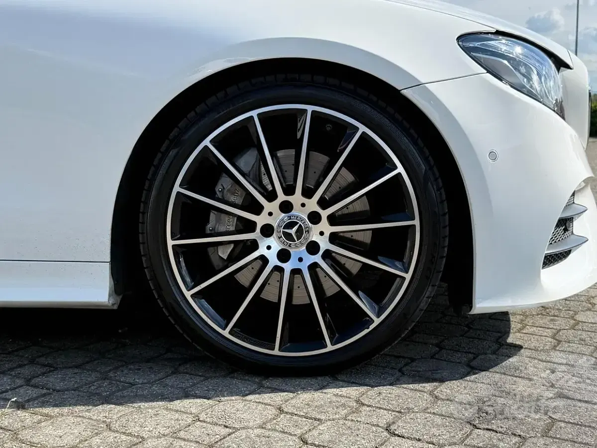Usata Mercedes E350 Premium 286 CV (210 kW) 2020 Bianco Cabrio
