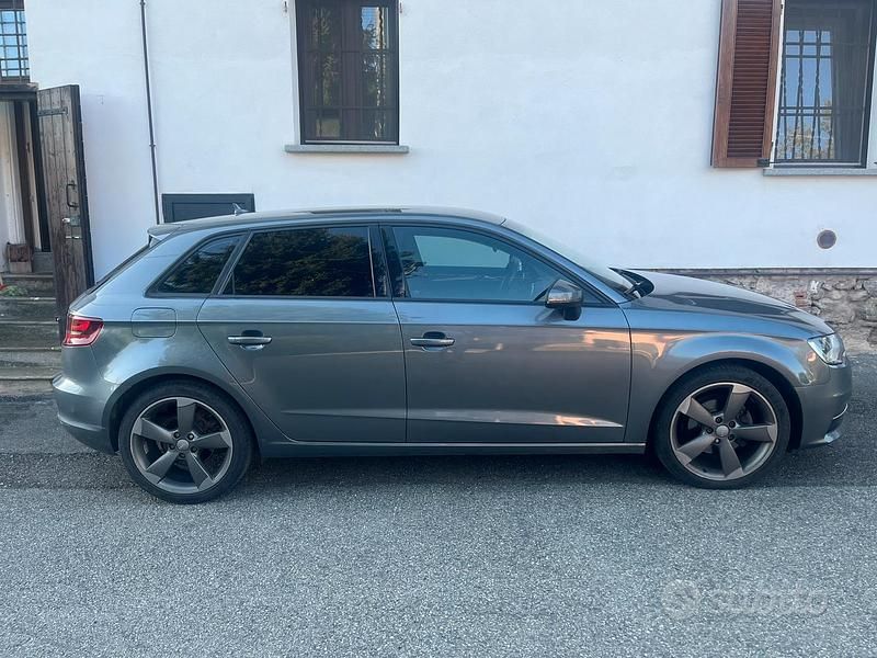 Usata Audi A3 115 CV (84 kW) 2015 Grigio Utilitaria