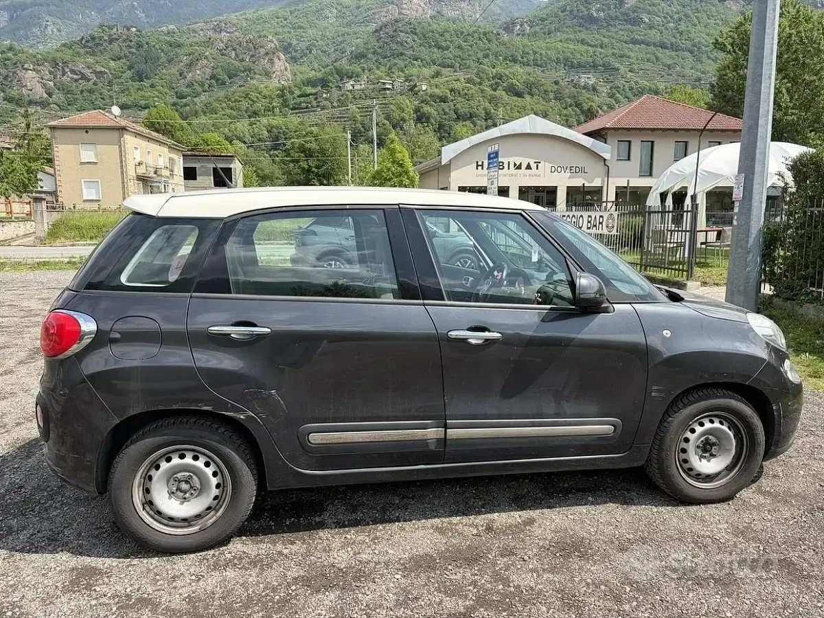 Usata Fiat 500L Pop Star 105 CV (77 kW) 2015 Grigio Monovolume