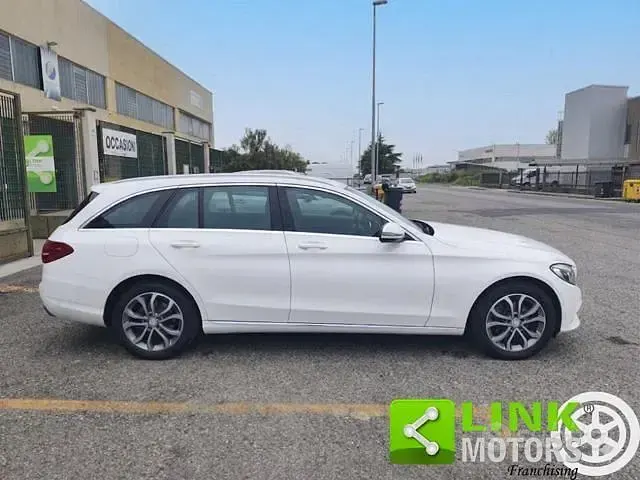 Usata Mercedes C220 Premium 170 CV (125 kW) 2016 Bianco Station wagon