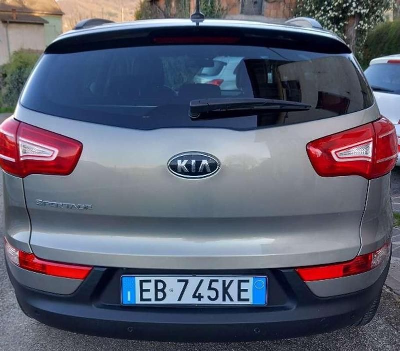 Usata Kia Sportage 163 CV (119 kW) 2010 Grigio SUV