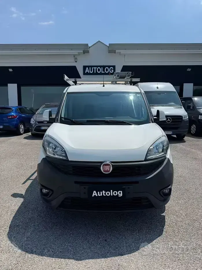 Usata Fiat Doblò 120 CV (88 kW) 2019 Monovolume
