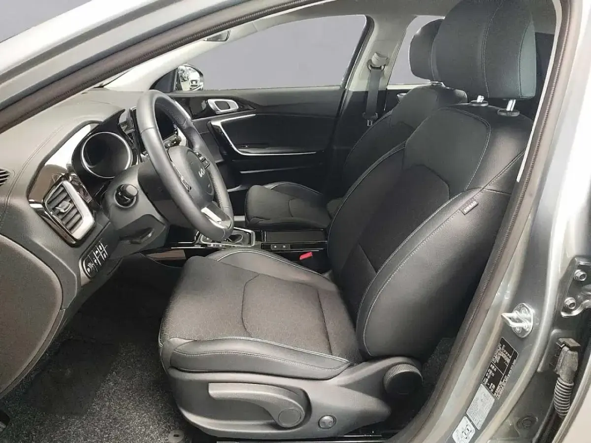 Usata Kia XCeed 140 CV (102 kW) 2025 Grigio SUV