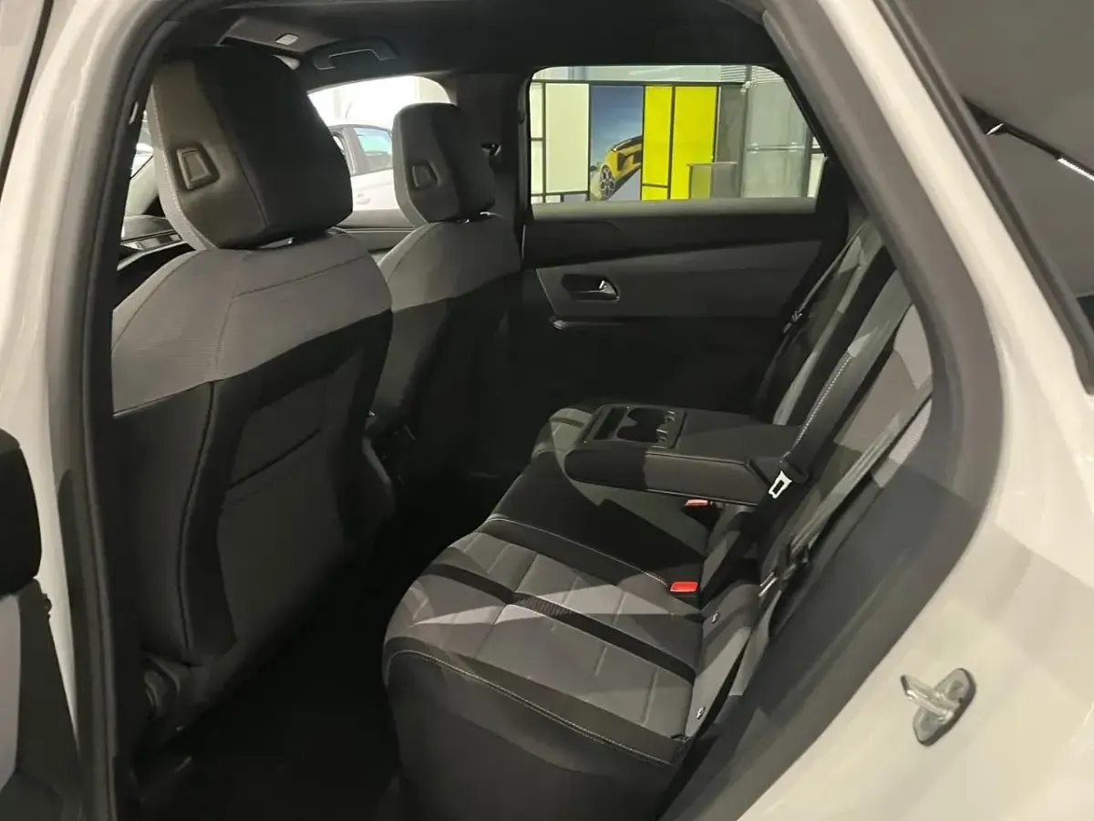 Nuova Opel Grandland X 145 CV (106 kW) 2025 Bianco SUV