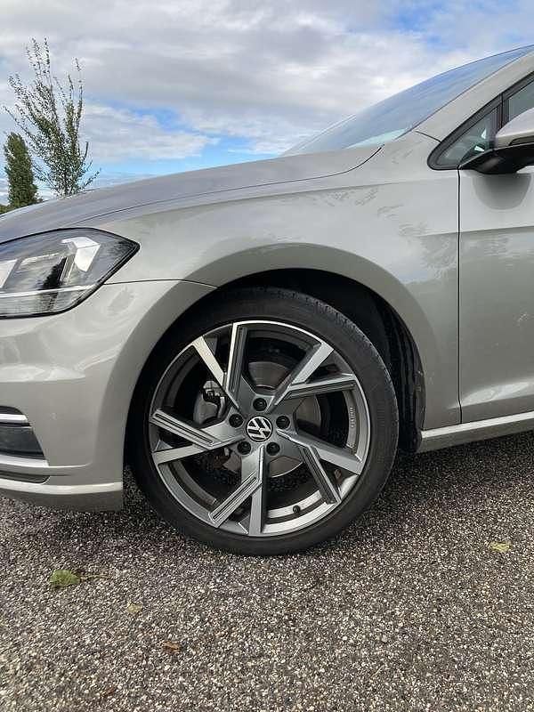 Usata VW Golf VII Highline 116 CV (85 kW) 2018 Berlina