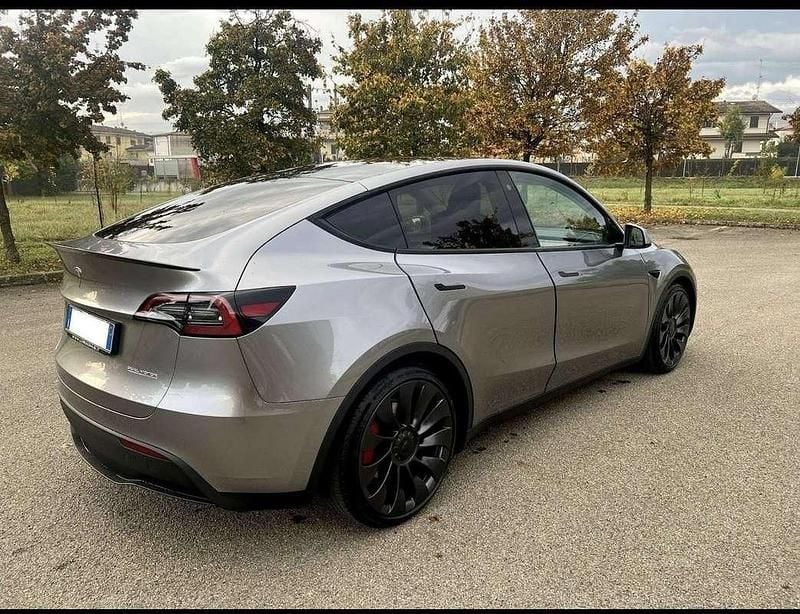 Usata Tesla Model Y Performance 155 kW (211 CV) 2022 SUV