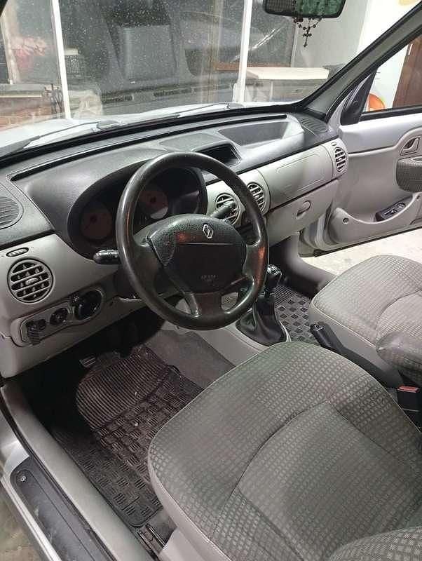 Usata Renault Kangoo 95 CV (69 kW) 2007 Grigio SUV