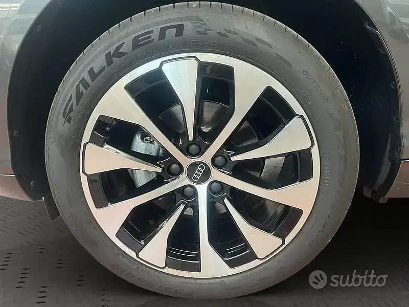 Nuova Audi Q3 S-Line 150 CV (110 kW) 2026 Grigio SUV