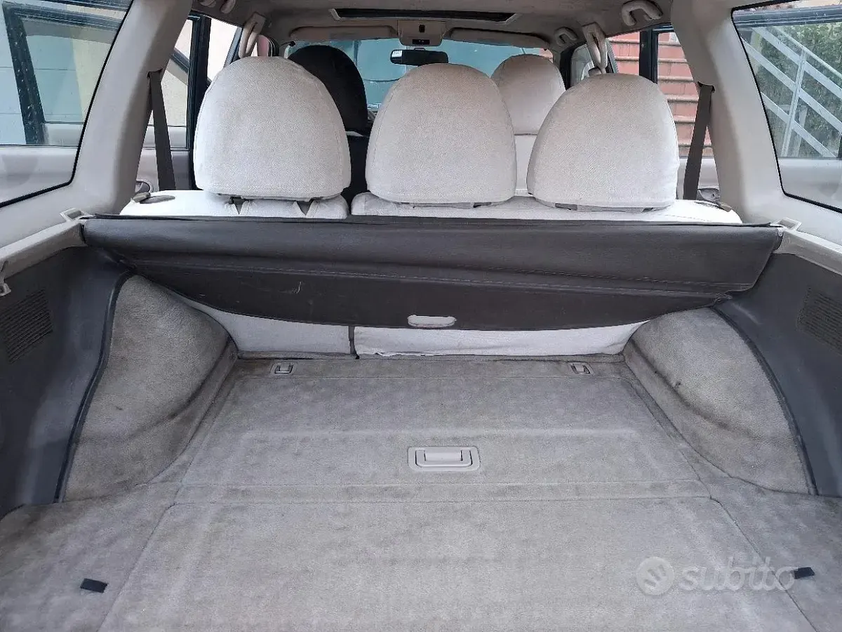 Usata Mitsubishi Pajero Sport 100 CV (73 kW) 2000 Verde SUV
