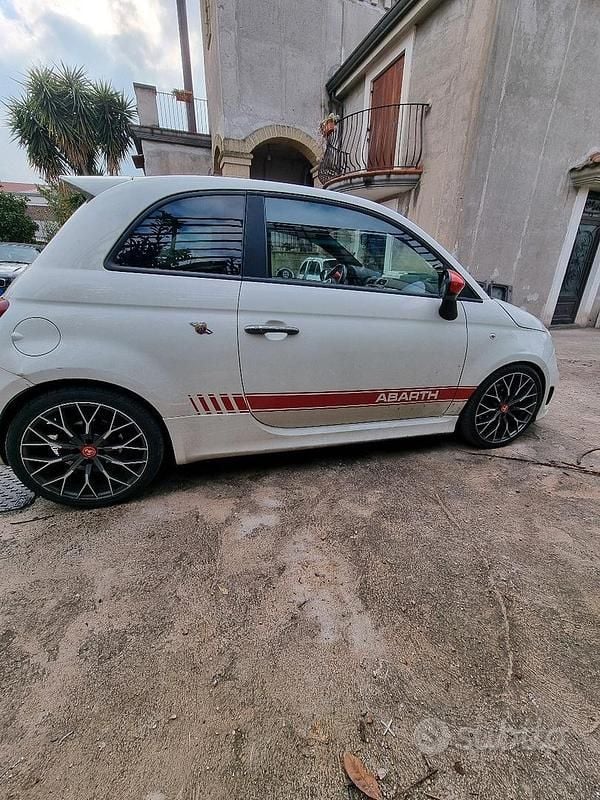 Usata Abarth 500 135 CV (99 kW) 2014 Bianco Utilitaria