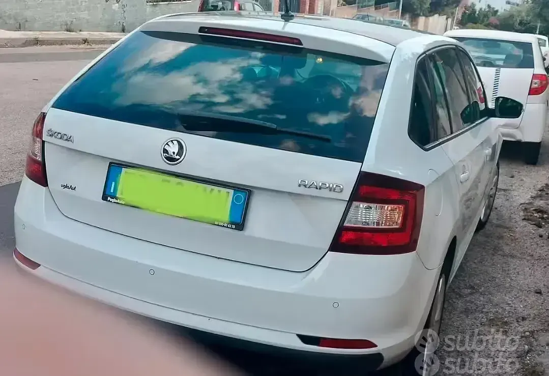 Usata Skoda Rapid 122 CV (89 kW) 2018 Bianco Utilitaria