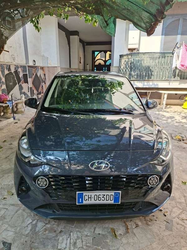 Usata 2021 Hyundai i10 Due volumi | 9500 € (Super prezzo) - Immagine 1/4