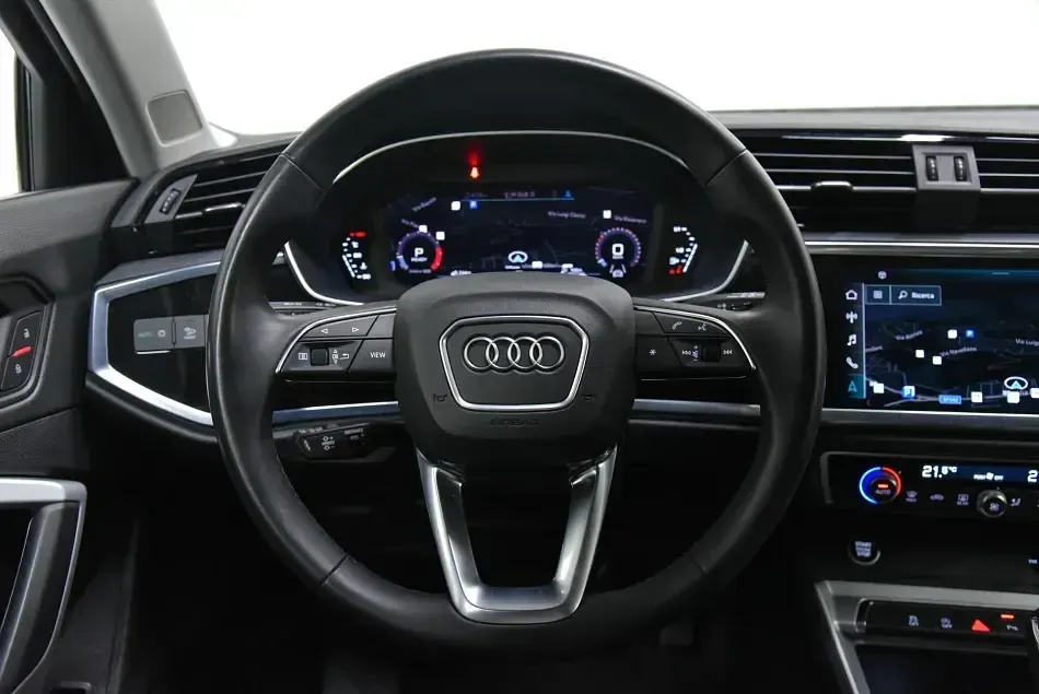 Usata Audi Q3 Comfort 150 CV (110 kW) 2021 Argento SUV