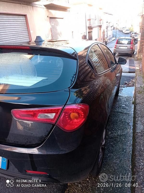 Usata Alfa Romeo Giulietta Progression 105 CV (77 kW) 2013 Nero Berlina