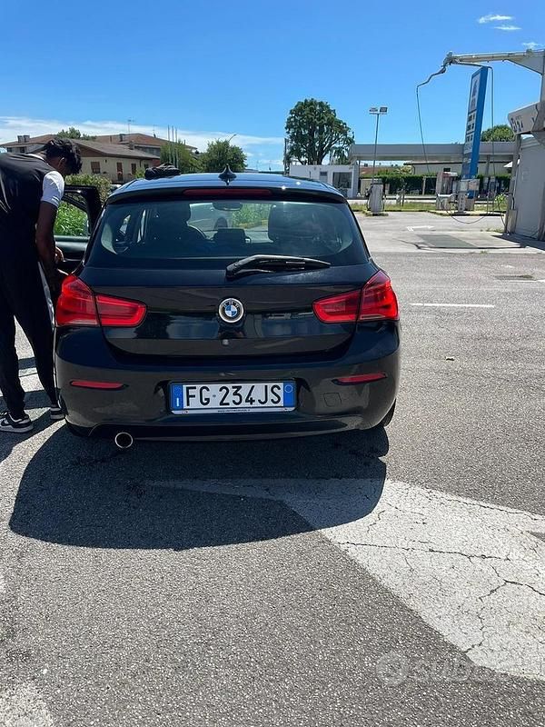 Usata BMW 116 116 CV (85 kW) 2016 Nero Utilitaria