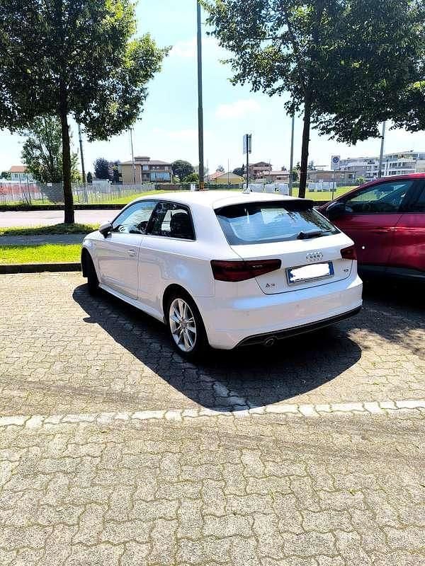 Usata Audi A3 S-Line 110 CV (80 kW) 2015 Berlina