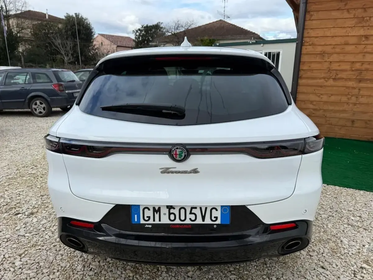Usata Alfa Romeo Tonale 179 CV (131 kW) 2023 Bianco SUV