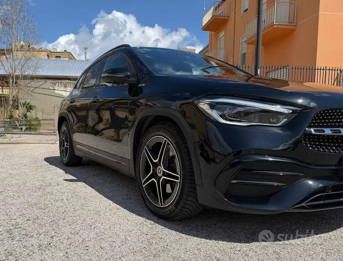 Usata Mercedes GLA220 Premium 190 CV (139 kW) 2022 SUV
