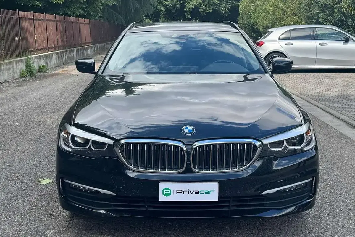 Usata BMW 520 190 CV (139 kW) 2019 Nero Station wagon