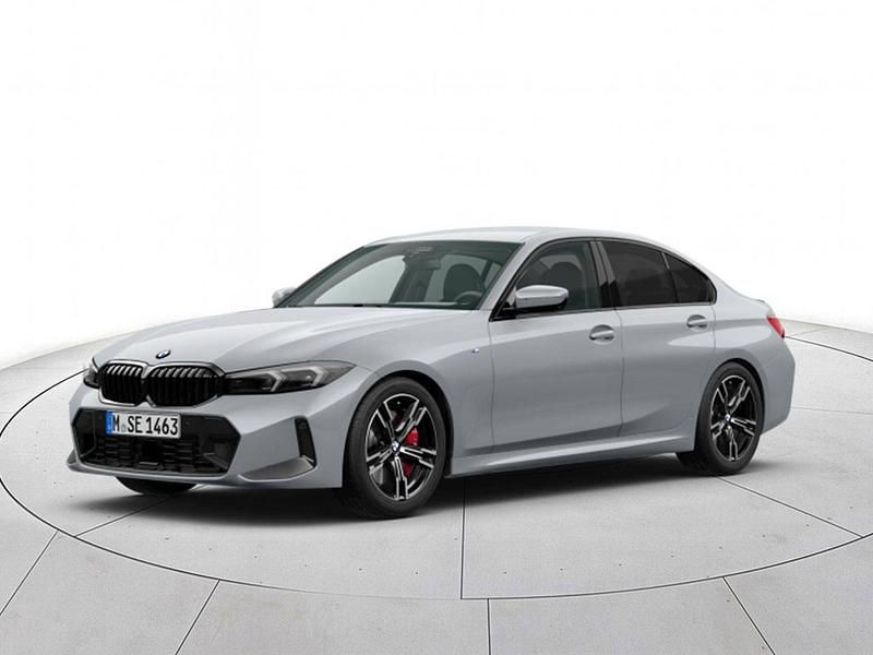 Usata BMW 320e M Sport 190 CV (139 kW) 2025 Grigio Berlina