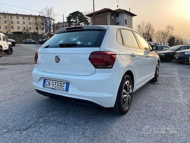 Usata VW Polo 75 CV (55 kW) 2018 Bianco Utilitaria
