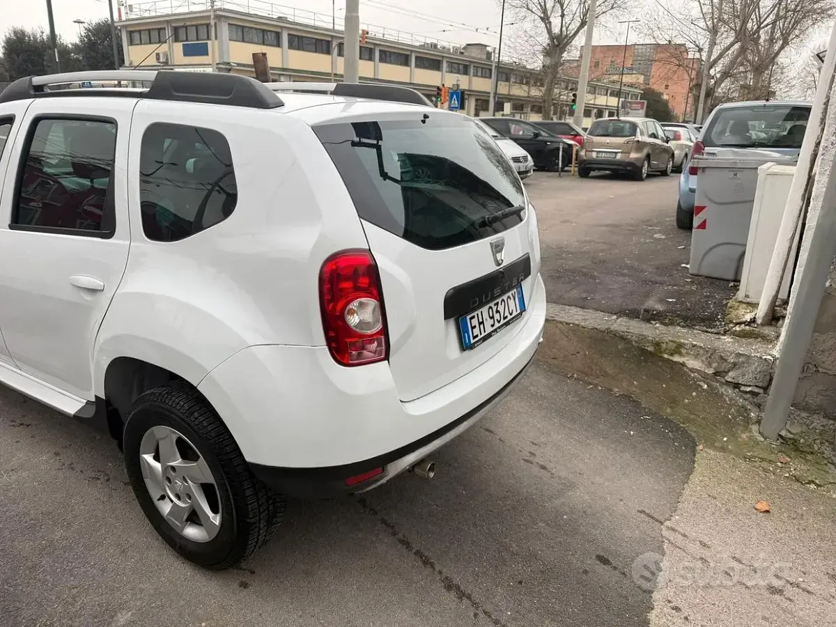 Usata Dacia Duster 105 CV (77 kW) 2011 Bianco SUV
