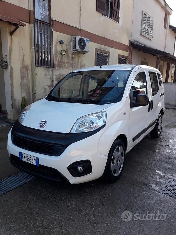 Usata Fiat Qubo Easy 80 CV (58 kW) 2019 Bianco Monovolume