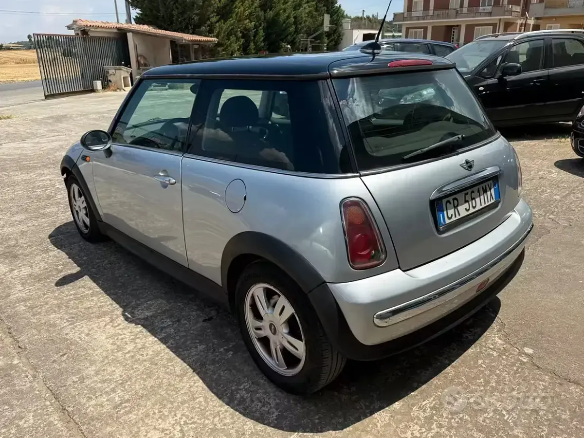 Usata Mini One D 75 CV (55 kW) 2005 Grigio Utilitaria