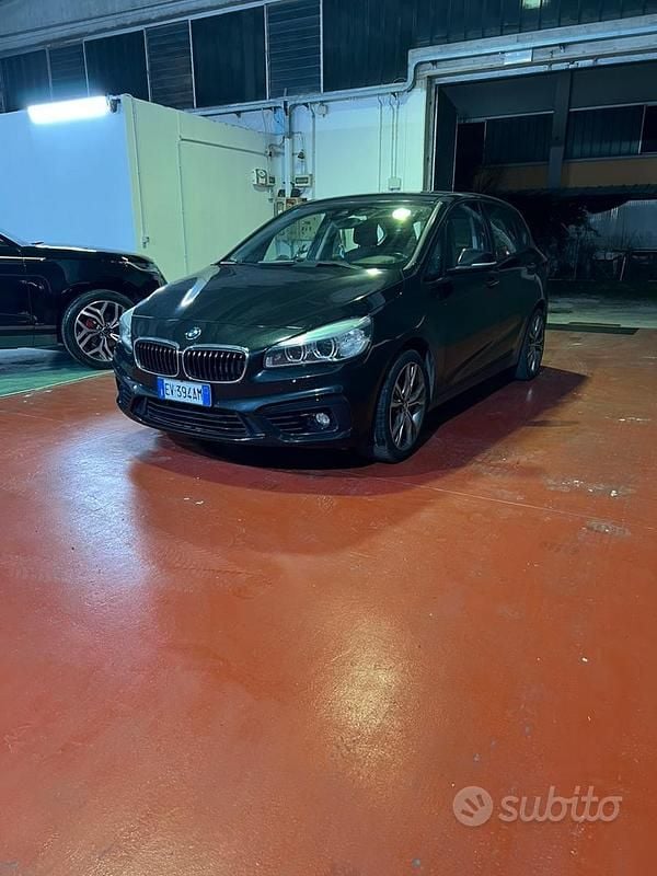 Usata BMW 218 Active Tourer Sport Line 136 CV (100 kW) 2014 Nero Monovolume