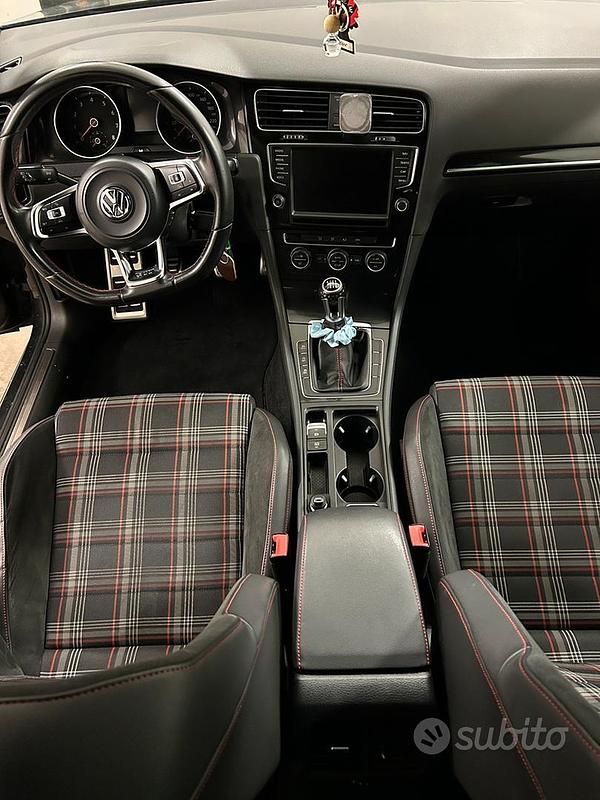 Usata VW Golf VII GTI 230 CV (169 kW) 2013 Grigio Berlina