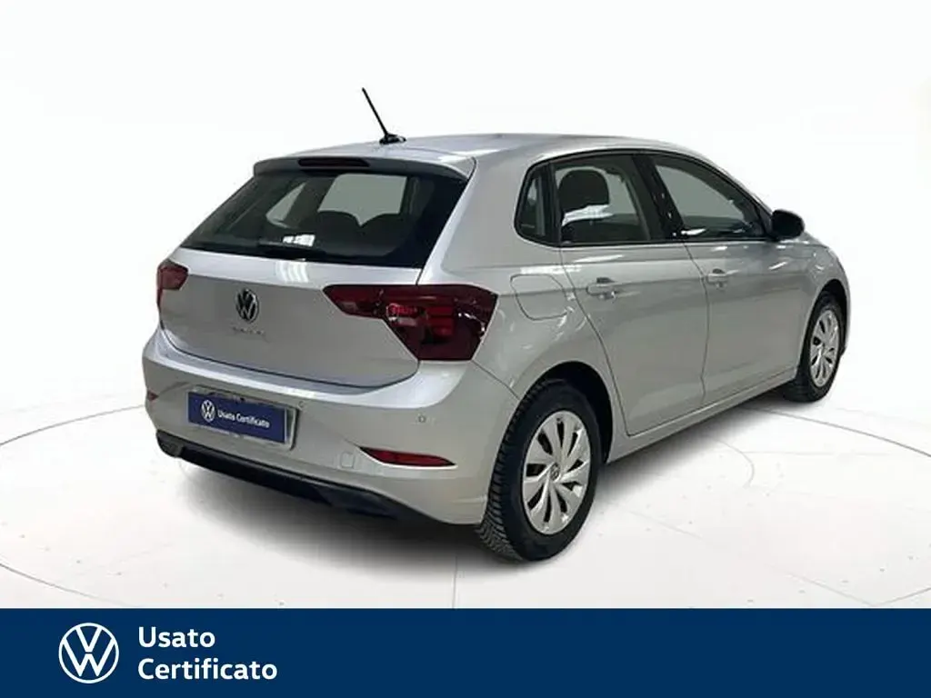 Usata VW Polo Life 95 CV (69 kW) 2023 Grigio / pastello Utilitaria
