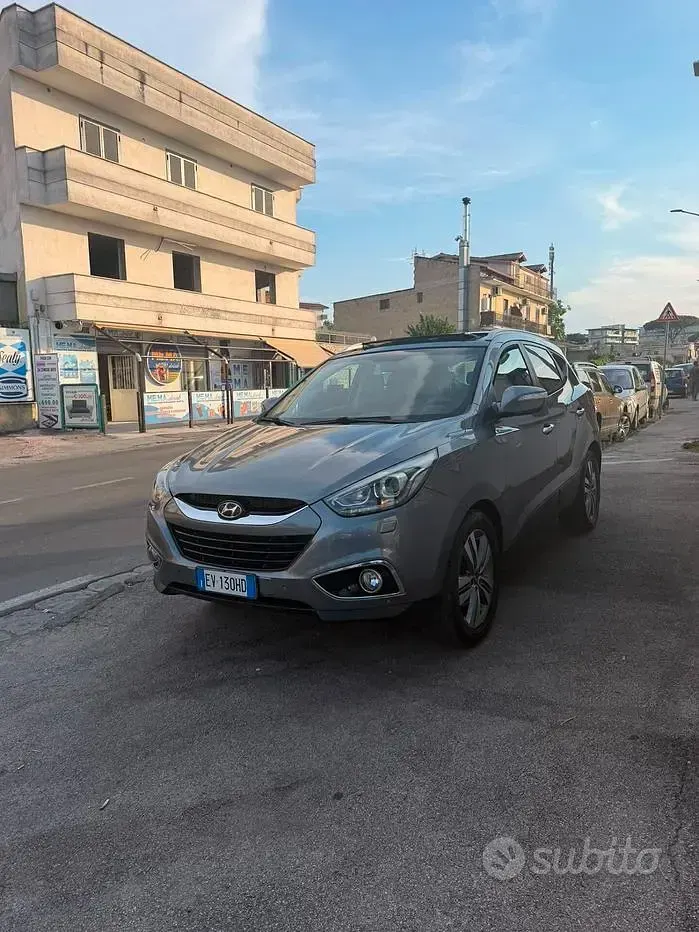 Usata Hyundai ix35 Xpossible 115 CV (84 kW) 2014 Grigio SUV