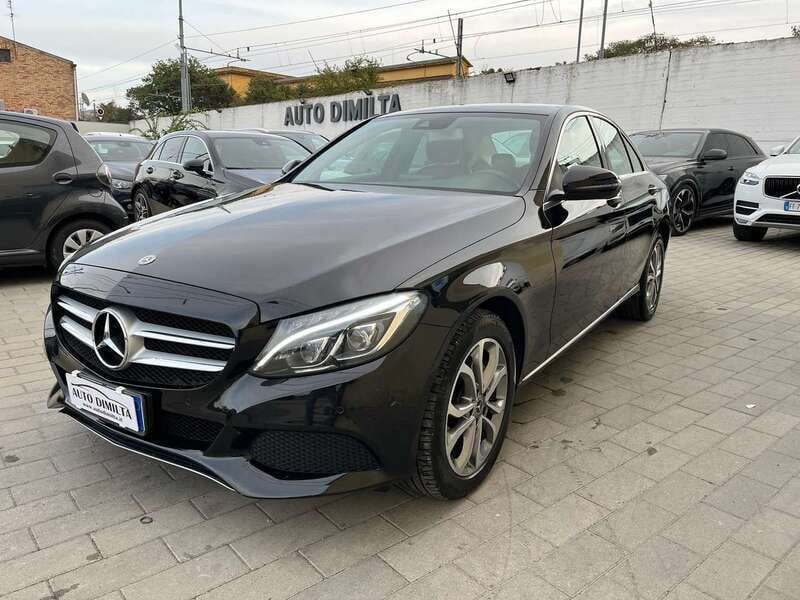 Usata Mercedes C220 170 CV (125 kW) 2018 Nero Berlina