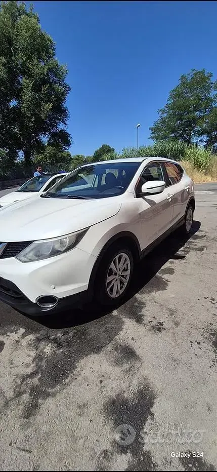 Usata Nissan Qashqai 116 CV (85 kW) 2015 Bianco SUV