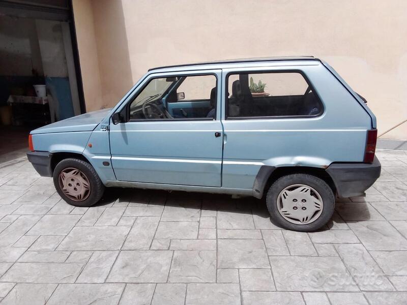 Usato 2003 Fiat Panda Benzin (1.950 €)