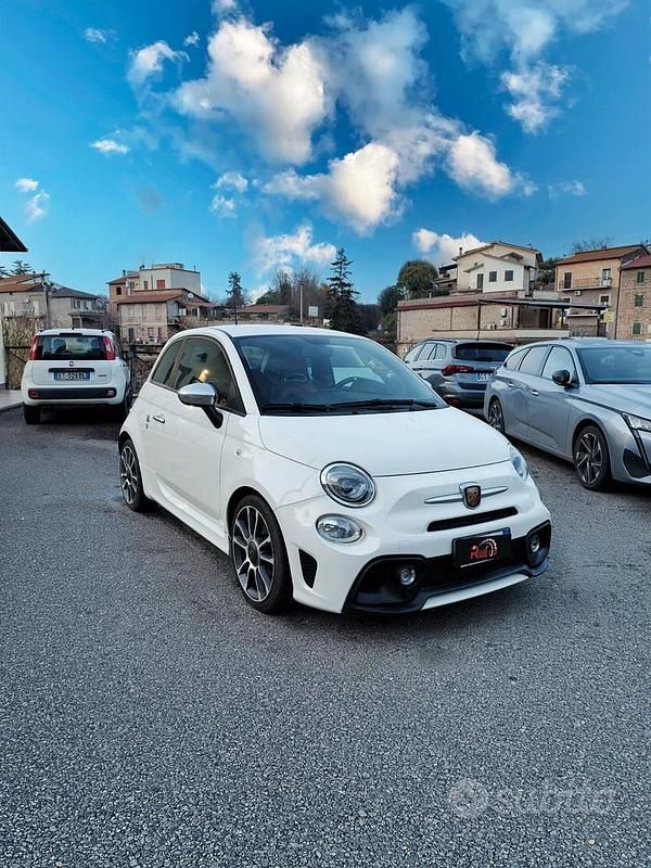 Usata Abarth 595 Turismo 165 CV (121 kW) 2017 Bianco Berlina