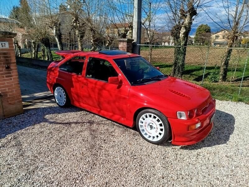 Rosso Usata 1992 Ford Escort RS | 64.500 € - Immagine 1/4