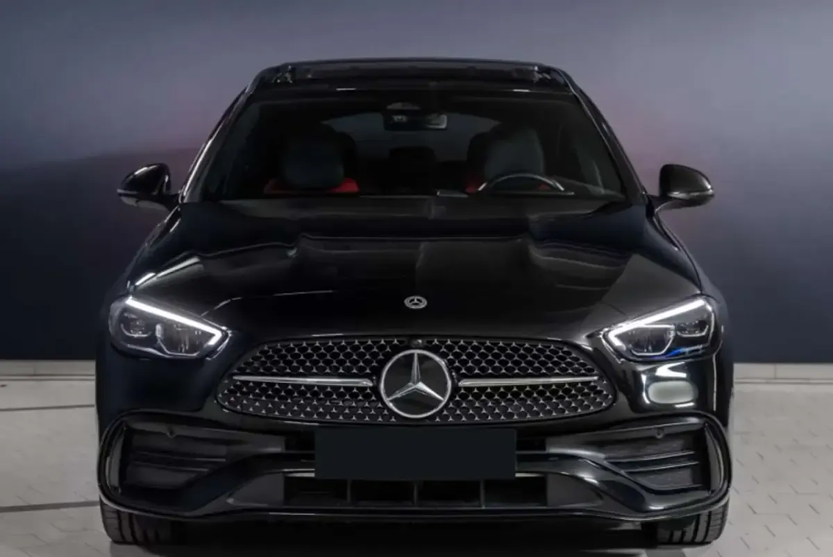 Usata Mercedes C300 Advanced Plus 313 CV (230 kW) 2024 Nero SUV