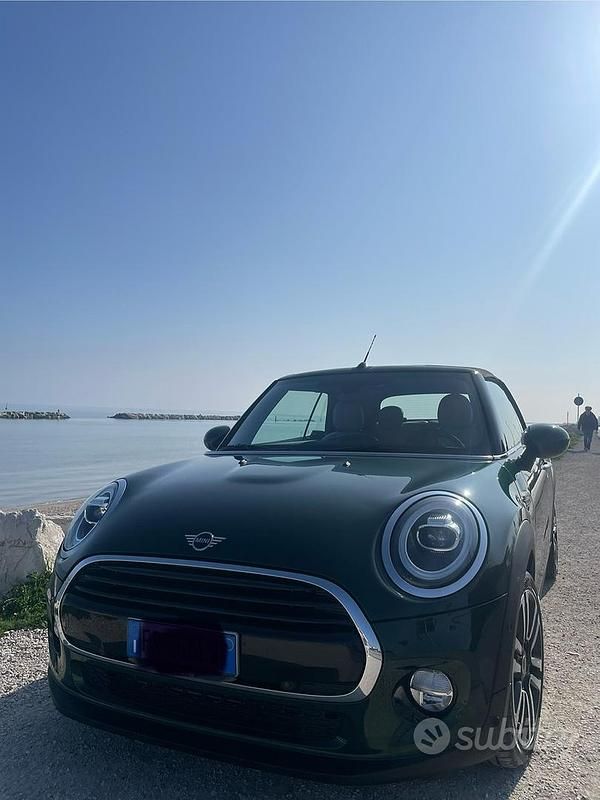 Usata Mini Cooper D Cabriolet 111 CV (81 kW) 2018 Verde Cabrio