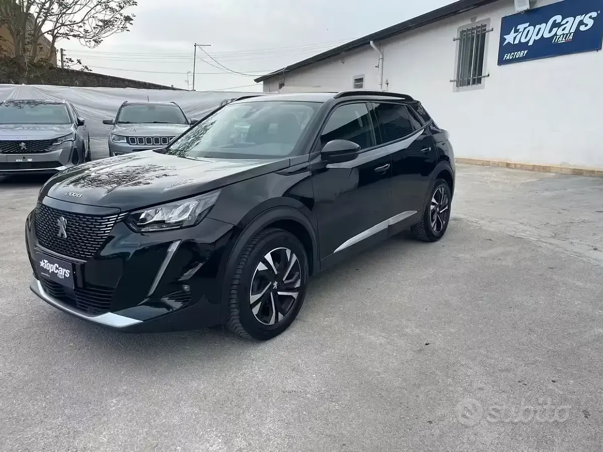 Usata Peugeot 2008 Allure 102 CV (75 kW) 2020 Nero SUV