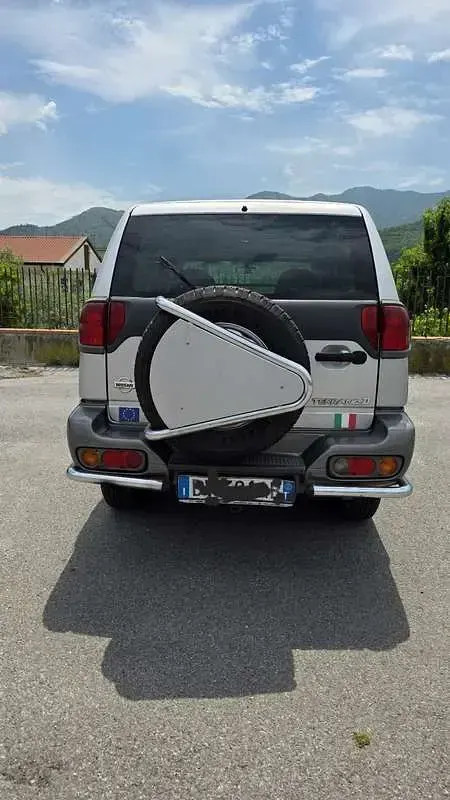 Usata Nissan Terrano 125 CV (91 kW) 2001 Grigio SUV
