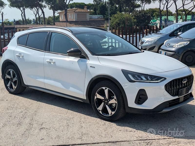 Usata Ford Focus Active 125 CV (91 kW) 2023 Bianco Berlina