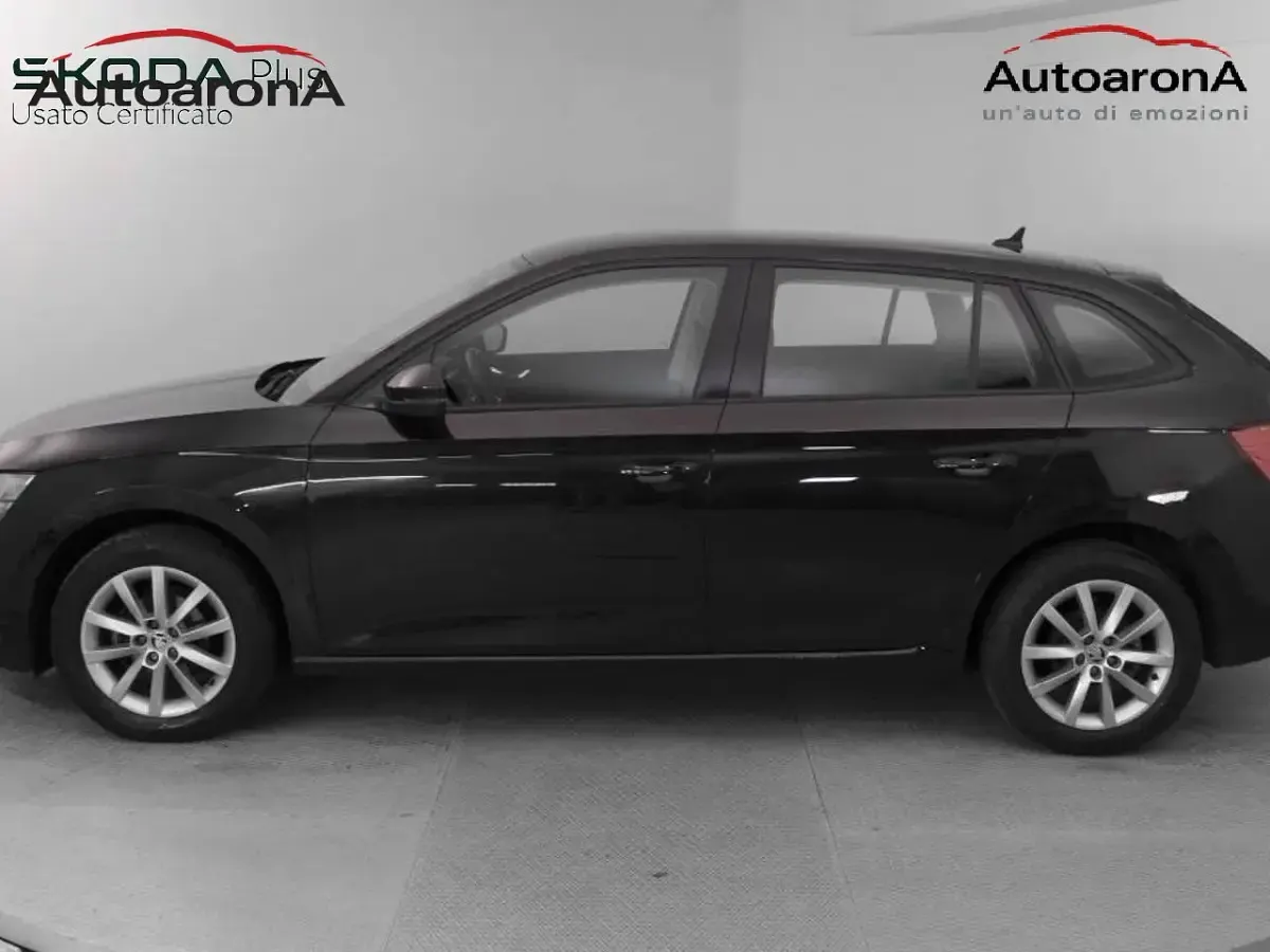 Usata Skoda Scala Ambition 90 CV (66 kW) 2021 B2t deep black perlato Utilitaria