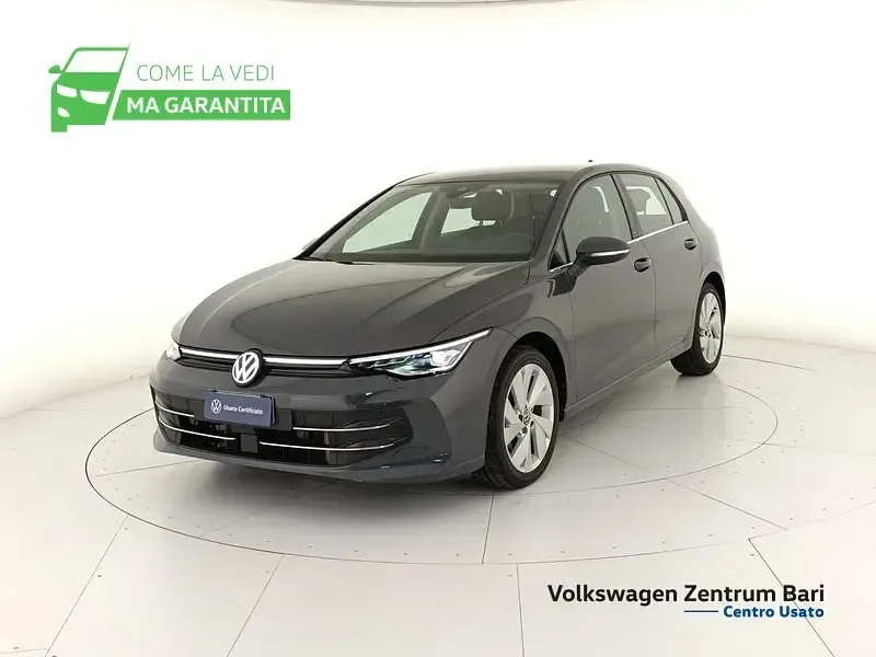 Usata VW Golf VIII Style 150 CV (110 kW) 2025 Grigio