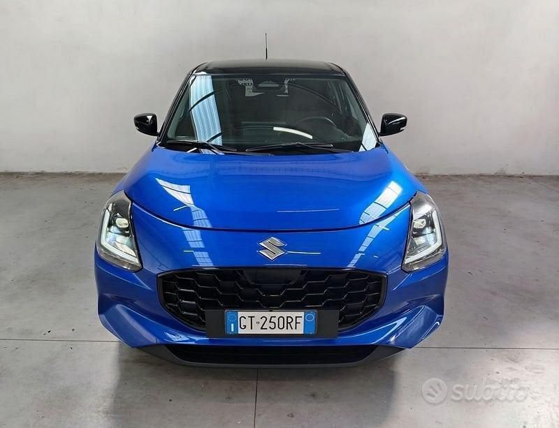 Usata Suzuki Swift 83 CV (61 kW) 2024 Blu Utilitaria