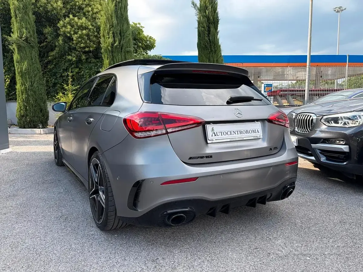 Begagnad Mercedes A35 AMG AMG 306 HK (225 kW) 2022 Grå Sedan